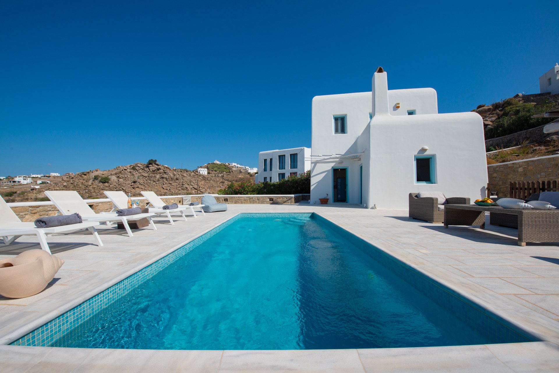 1 Swimming pool