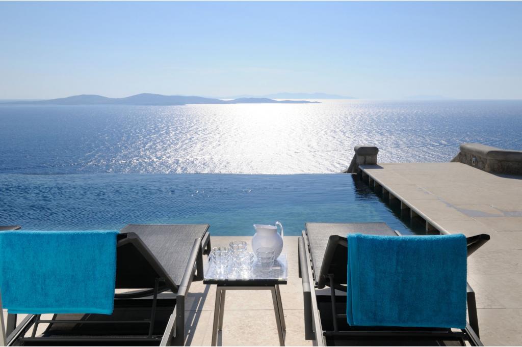 7 Baths