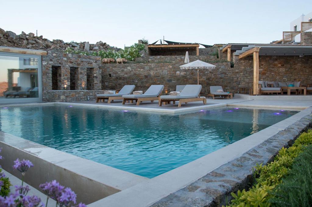 5 Bedrooms