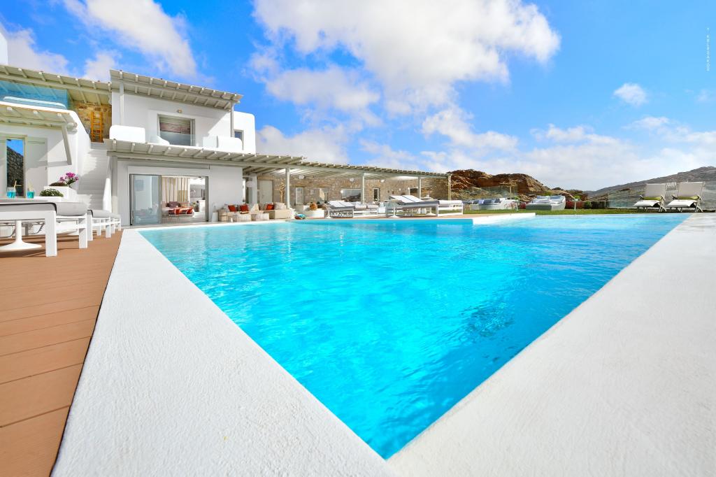 1 Swimming pool