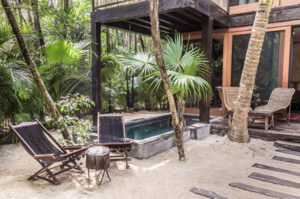 1 Swimming pool