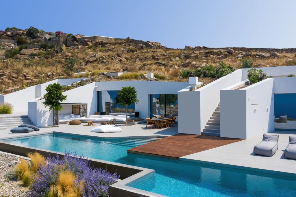 1 Swimming pool