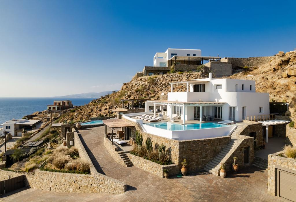 9 Bedrooms
