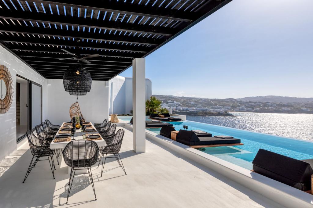 6 Bedrooms