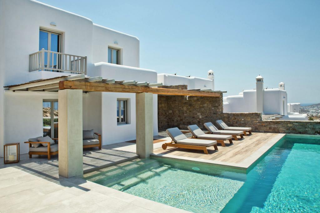 4 Bedrooms