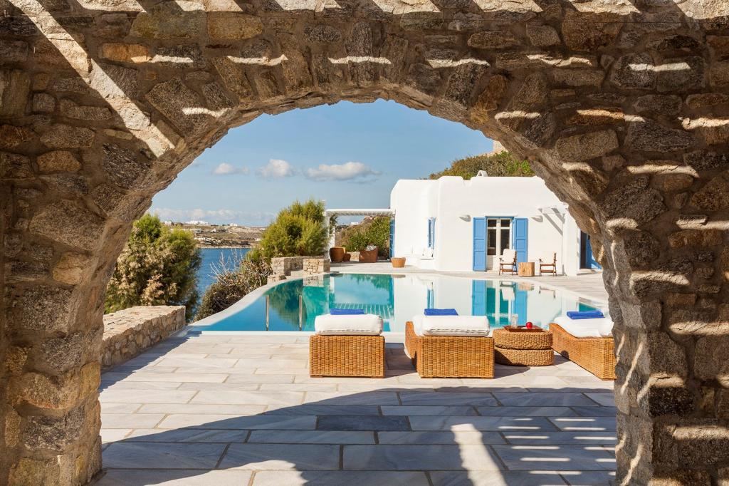1 Swimming pool