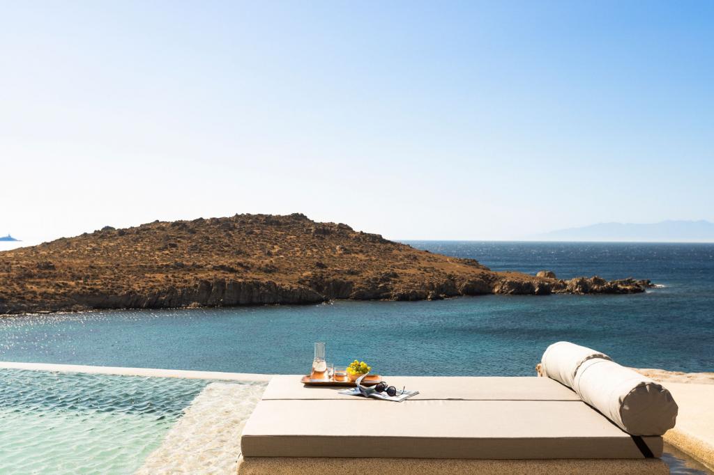 7 Baths