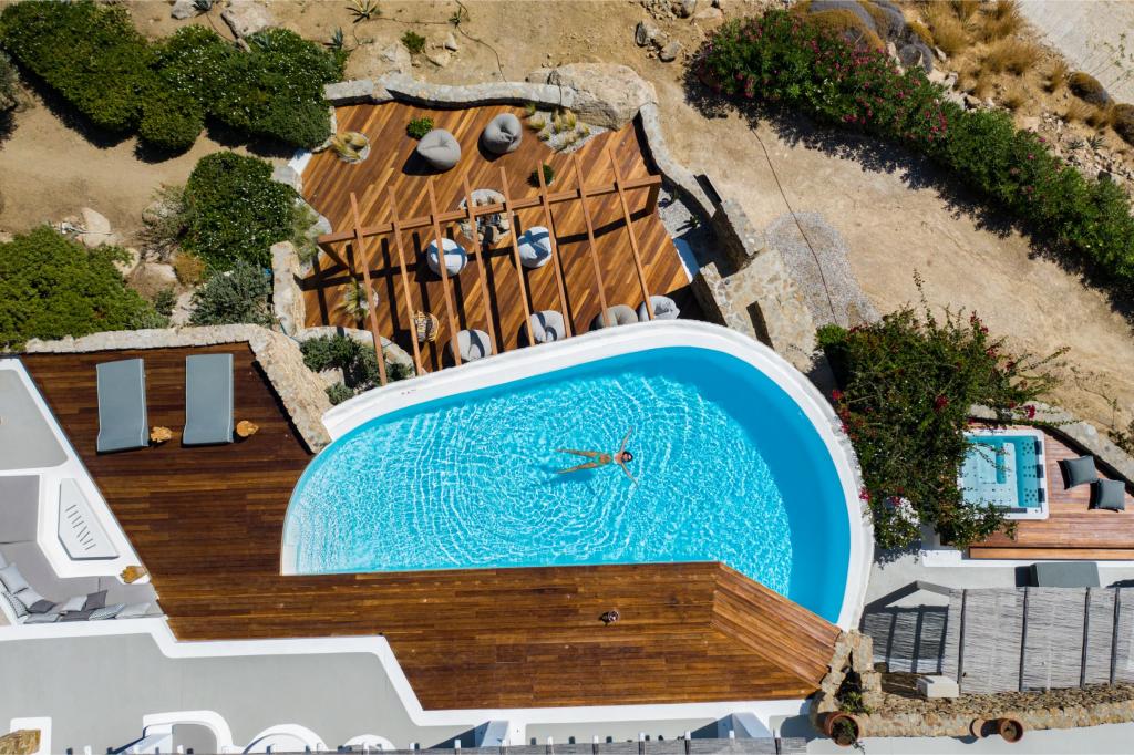 1 Swimming pool