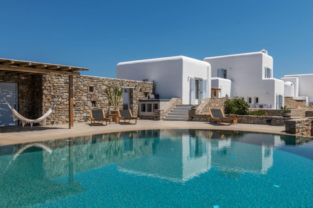 7 Baths
