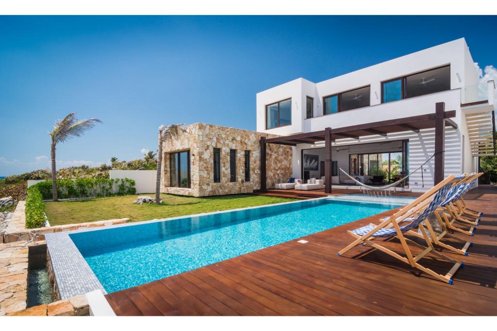 1 Swimming pool