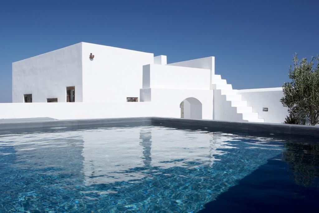 8 Bedrooms