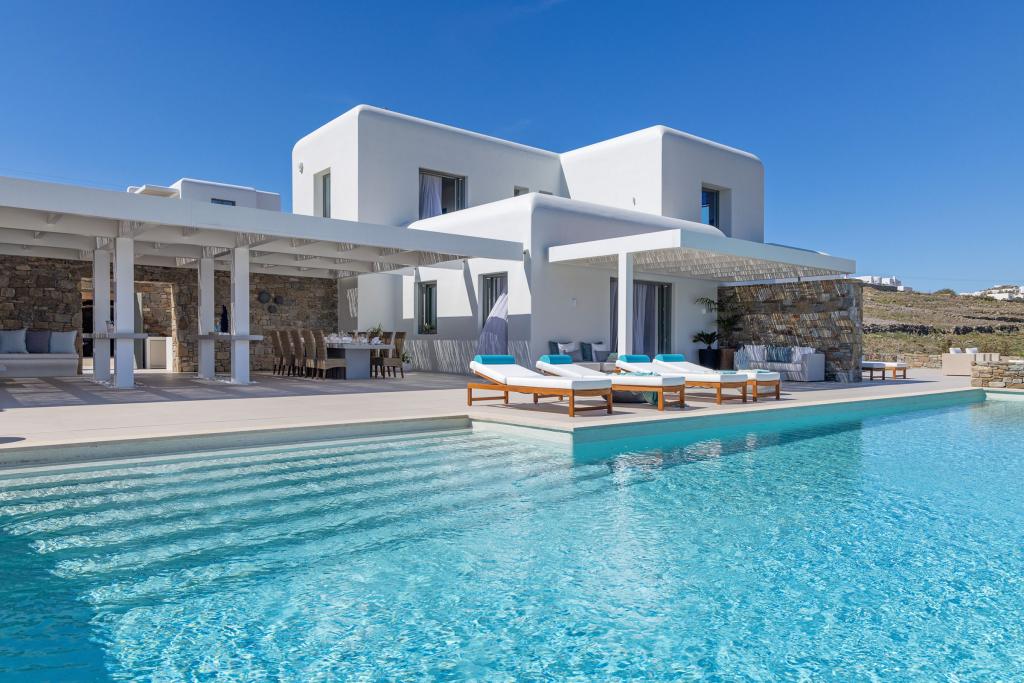 8 Bedrooms