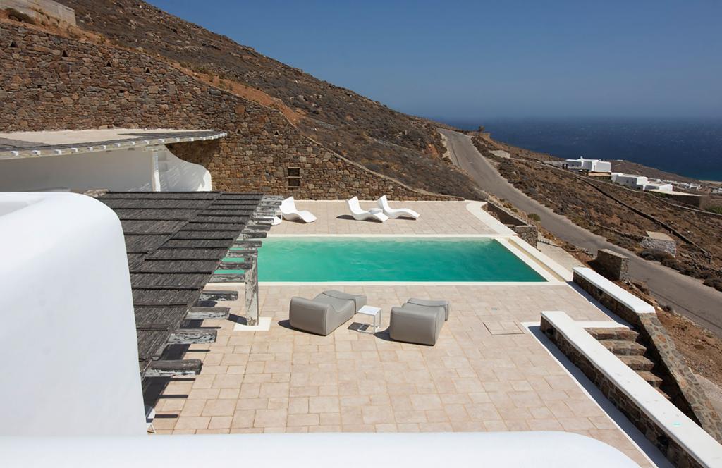 1 Swimming pool