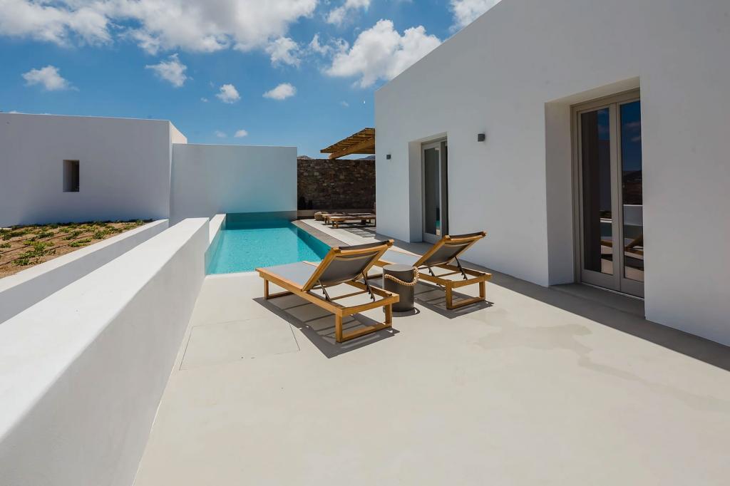 1 Swimming pool
