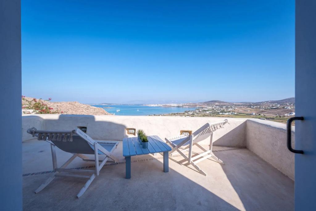 7 Baths