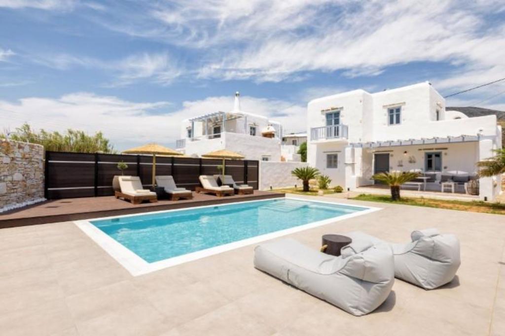 1 Swimming pool