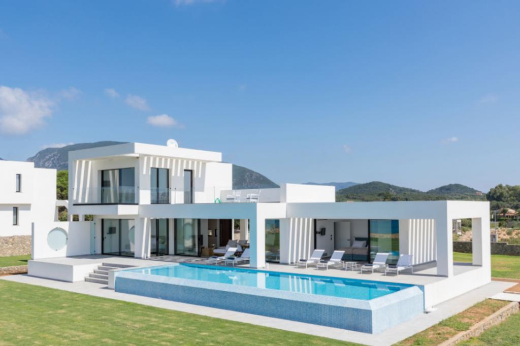4 Bedrooms