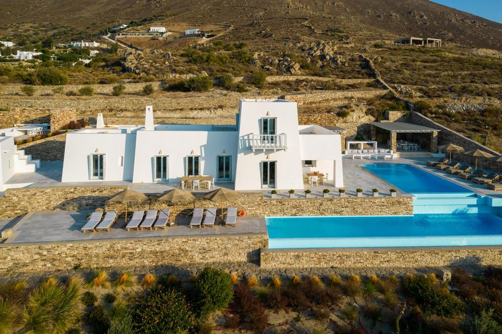 Tatiana Estate gallery image