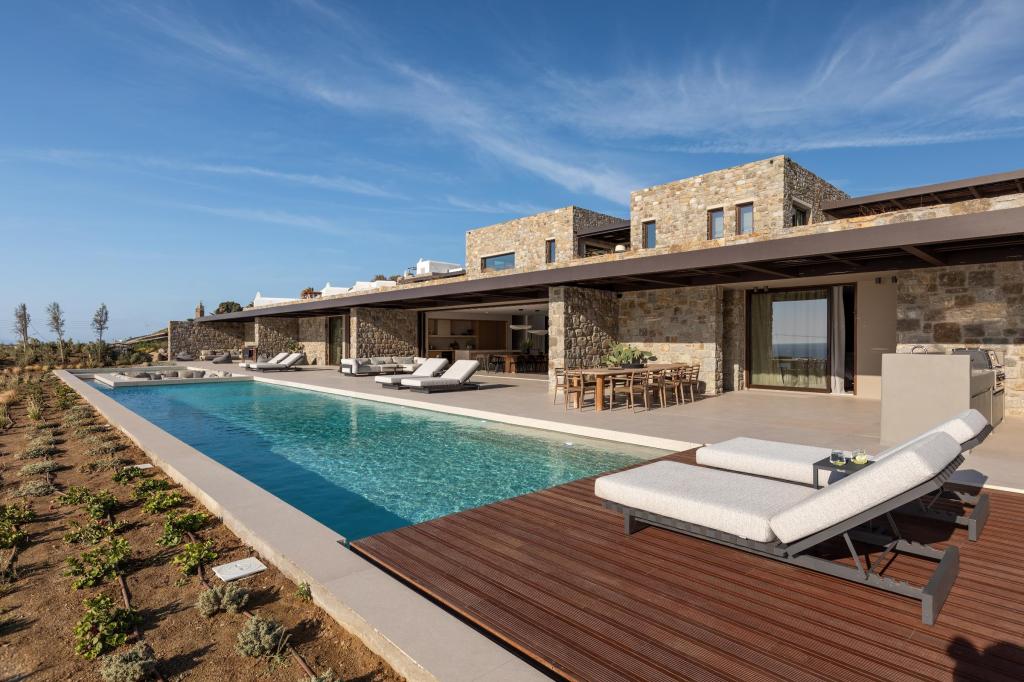 9 Bedrooms