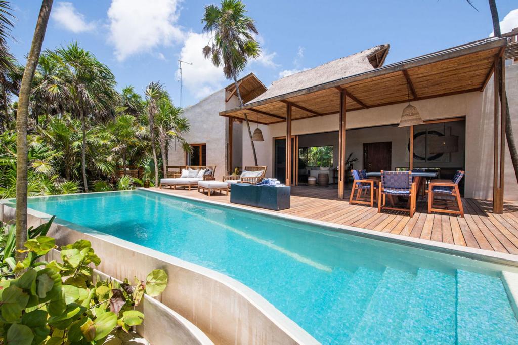 4 Bedrooms