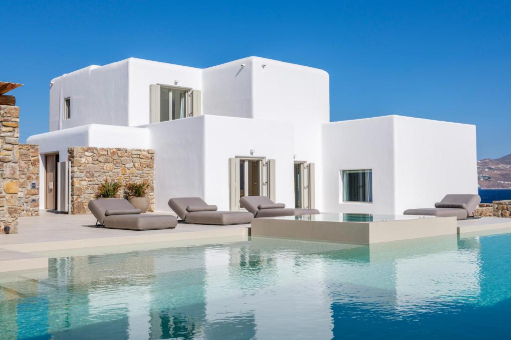 9 Bedrooms
