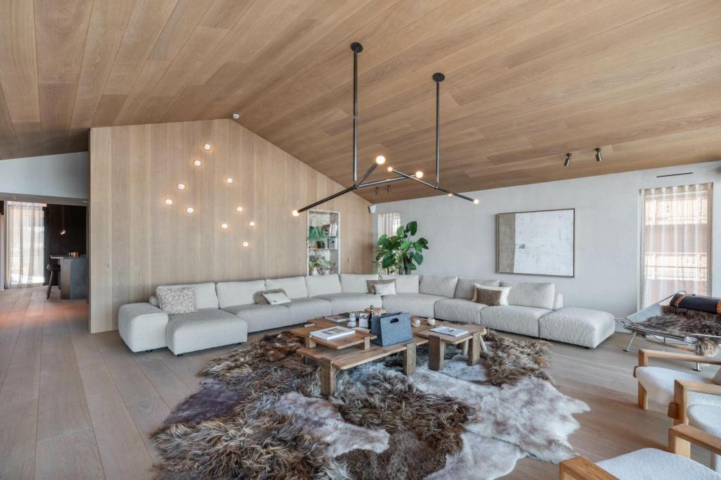 7 Bedrooms