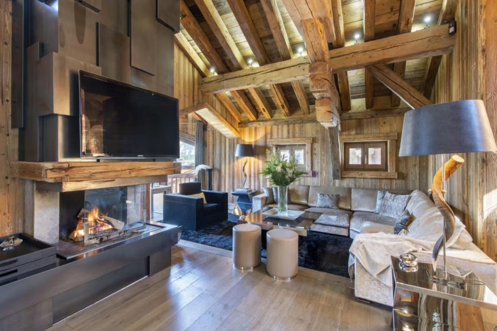 Outdoor lounge