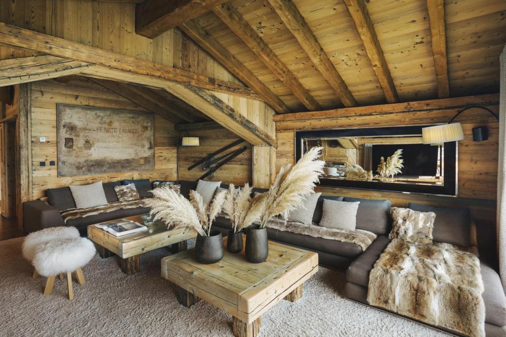 7 Bedrooms