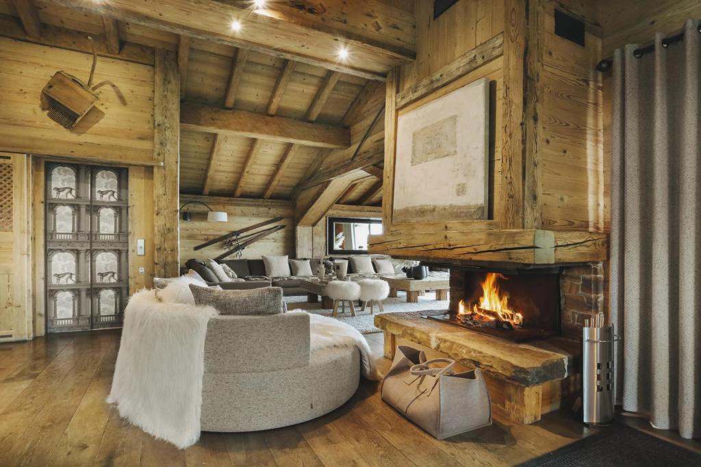 7 Baths