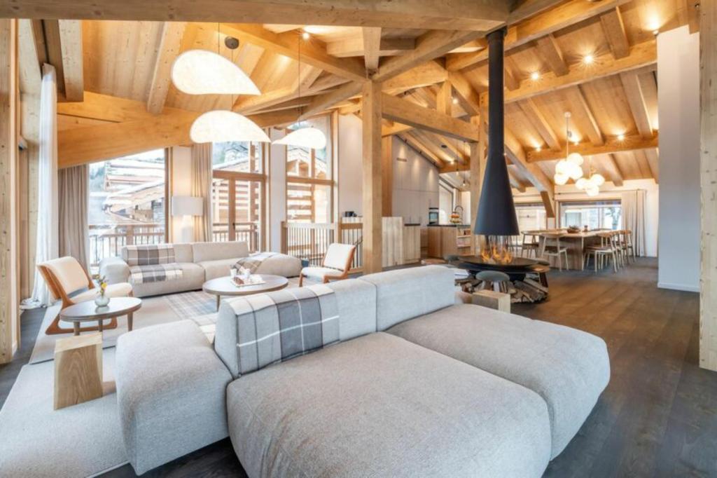 5 Bedrooms