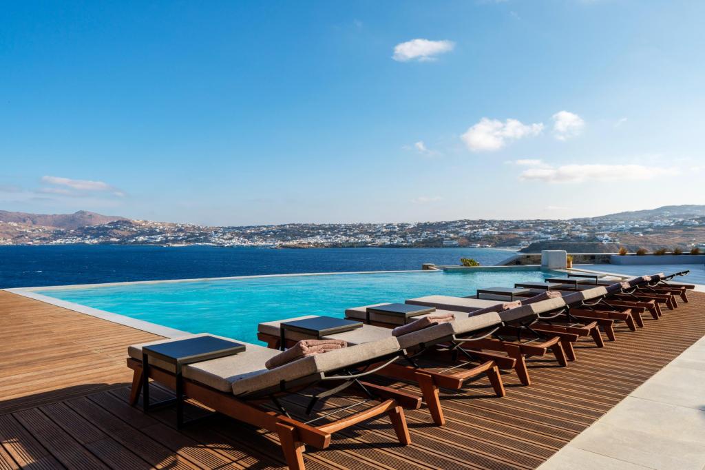 1 Swimming pool