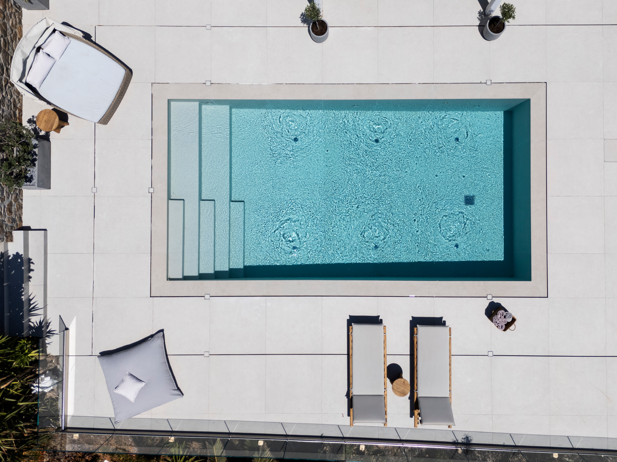 1 Swimming pool