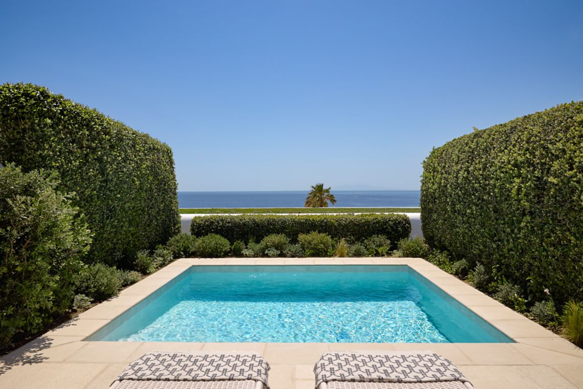 1 Swimming pool