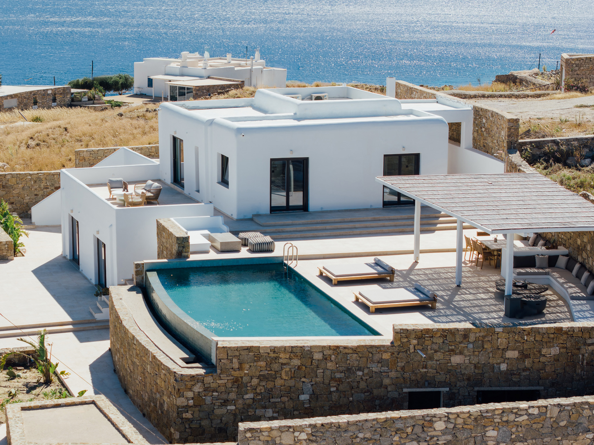 6 Bedrooms