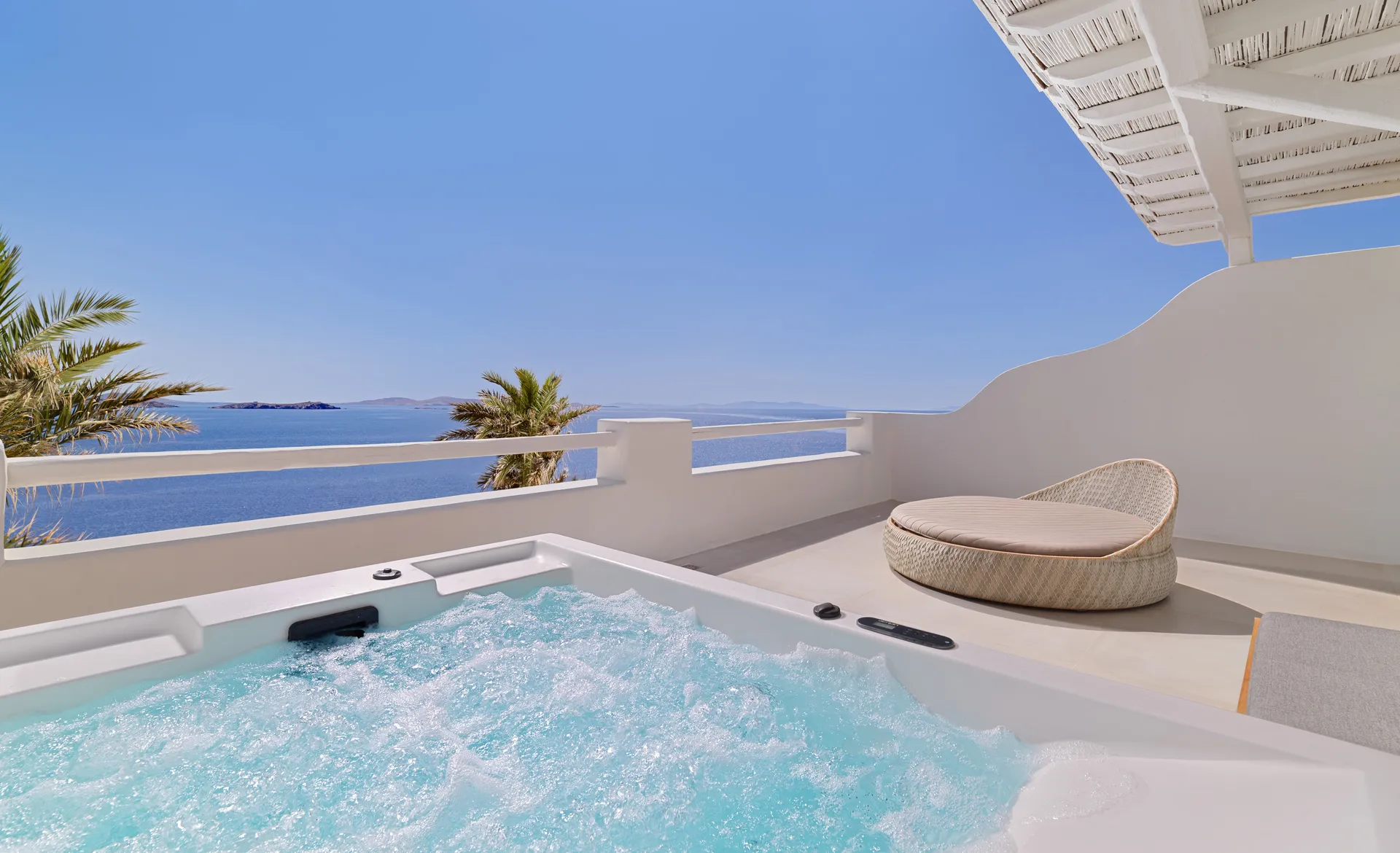 Cavo Tagoo - Suite with Outdoor Hot Tub gallery image