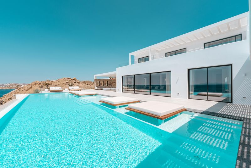 10 Bedrooms