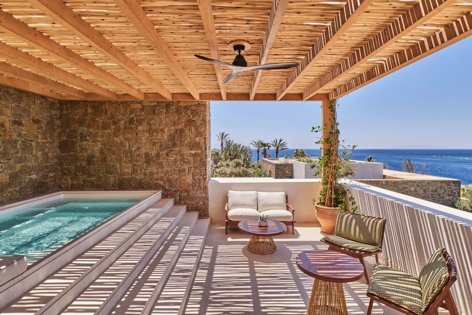 Fouquets - Paraga Junior Suite Jacuzzi, Sea View gallery image
