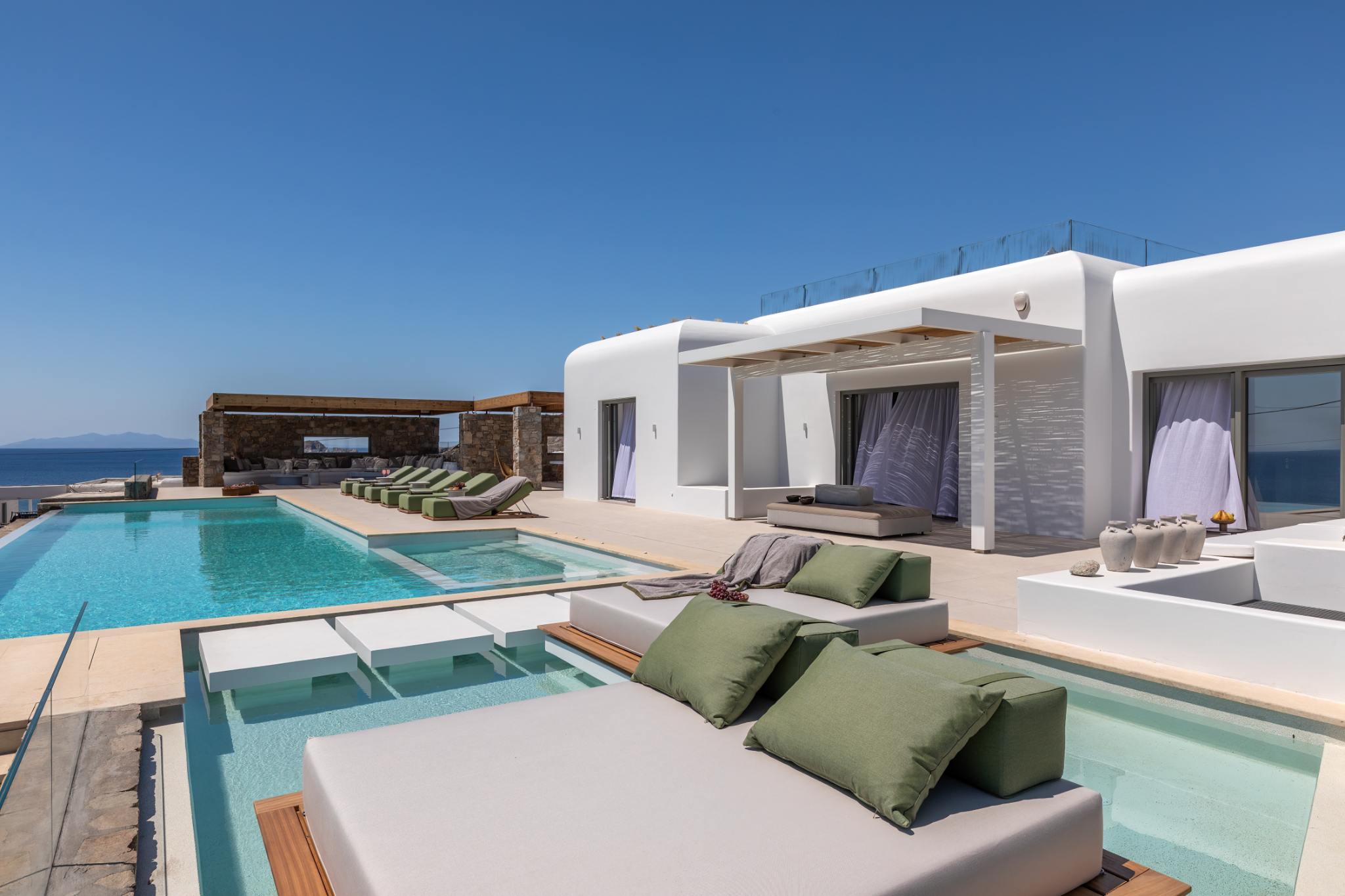 10 Bedrooms