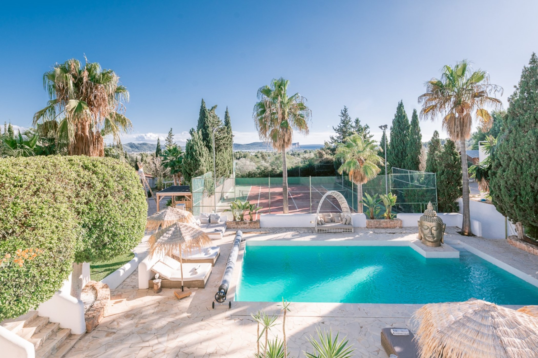 1 Swimming pool