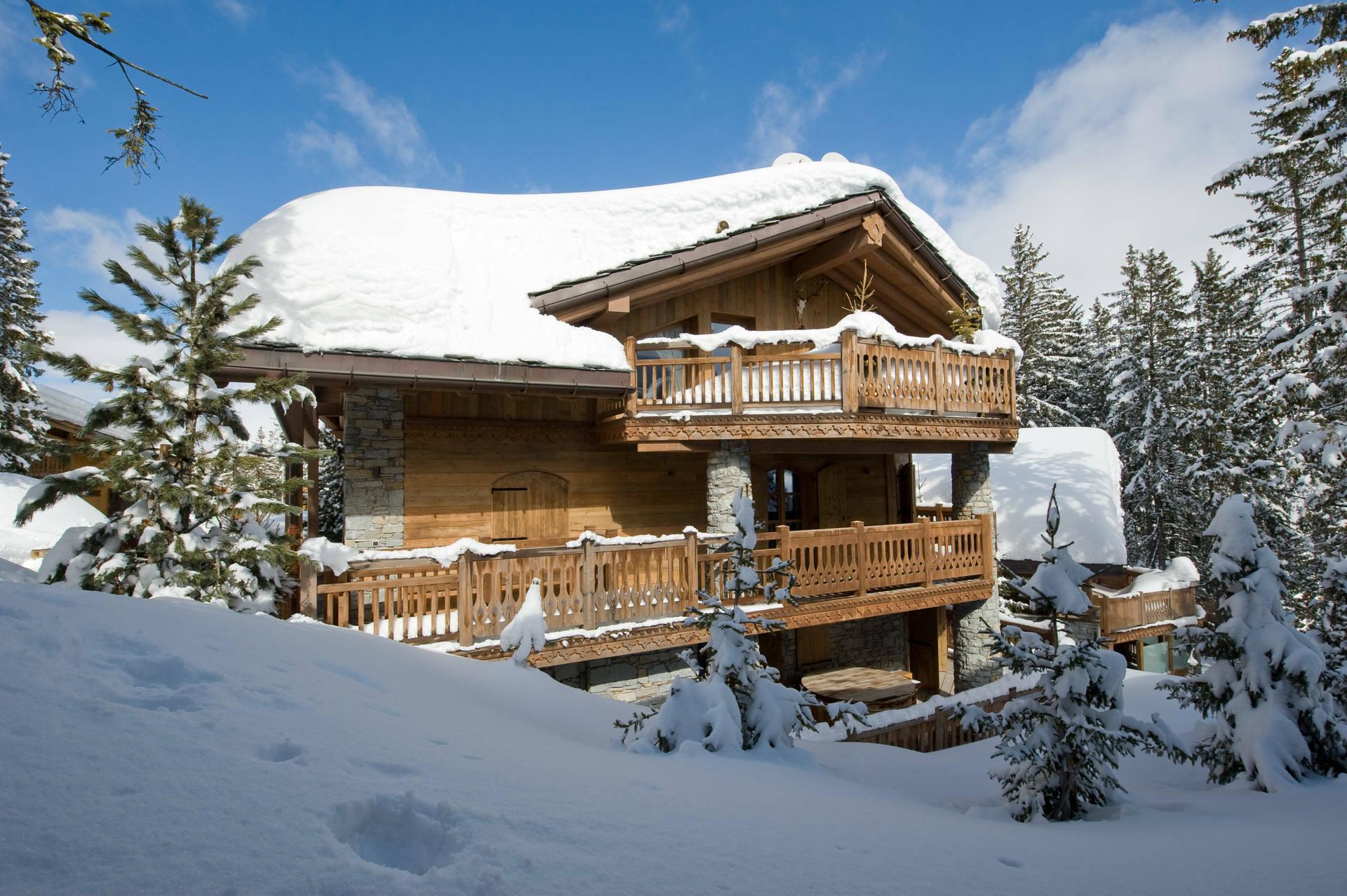 Chalet White Corner gallery image