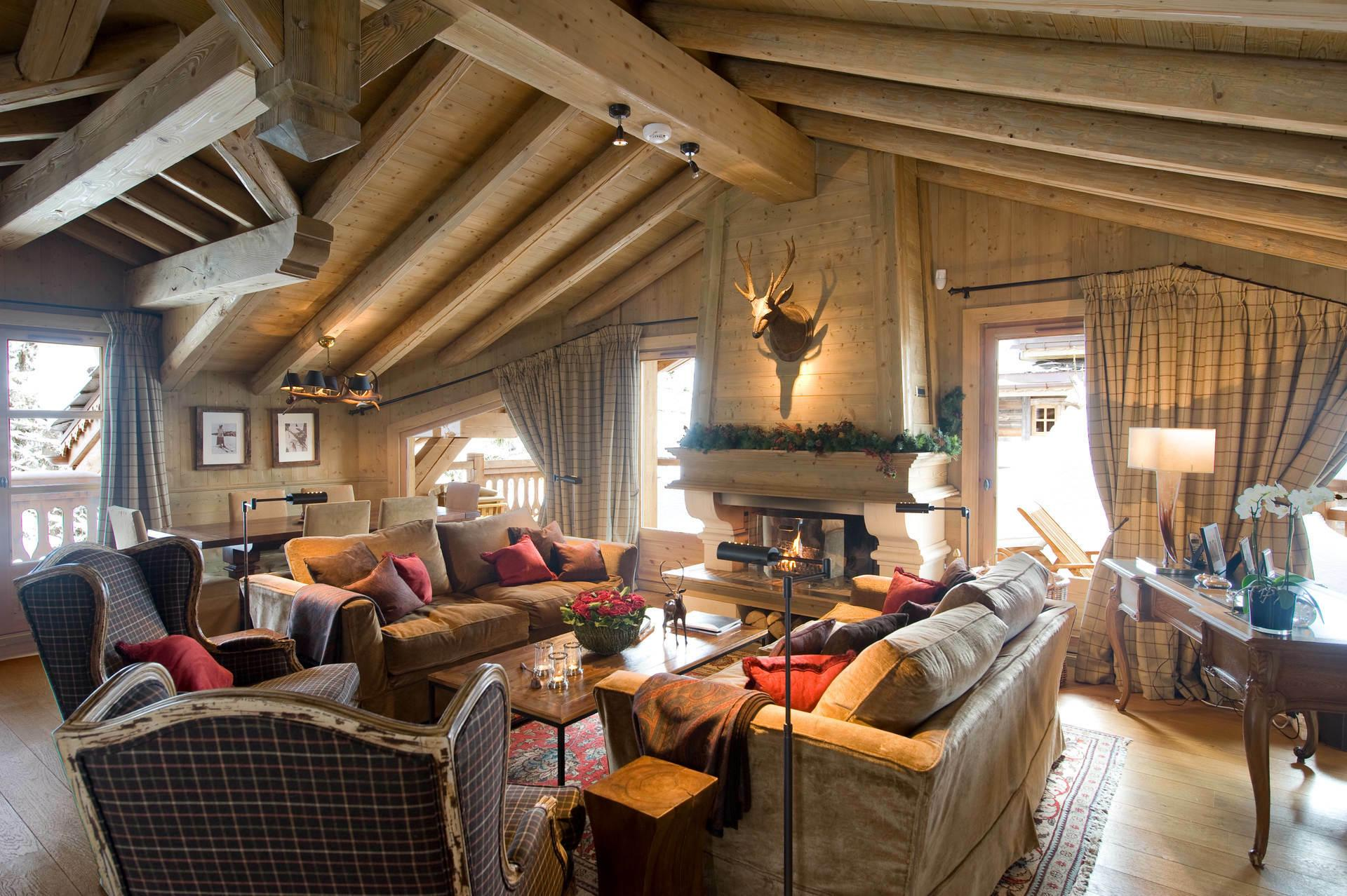 4 Bedrooms