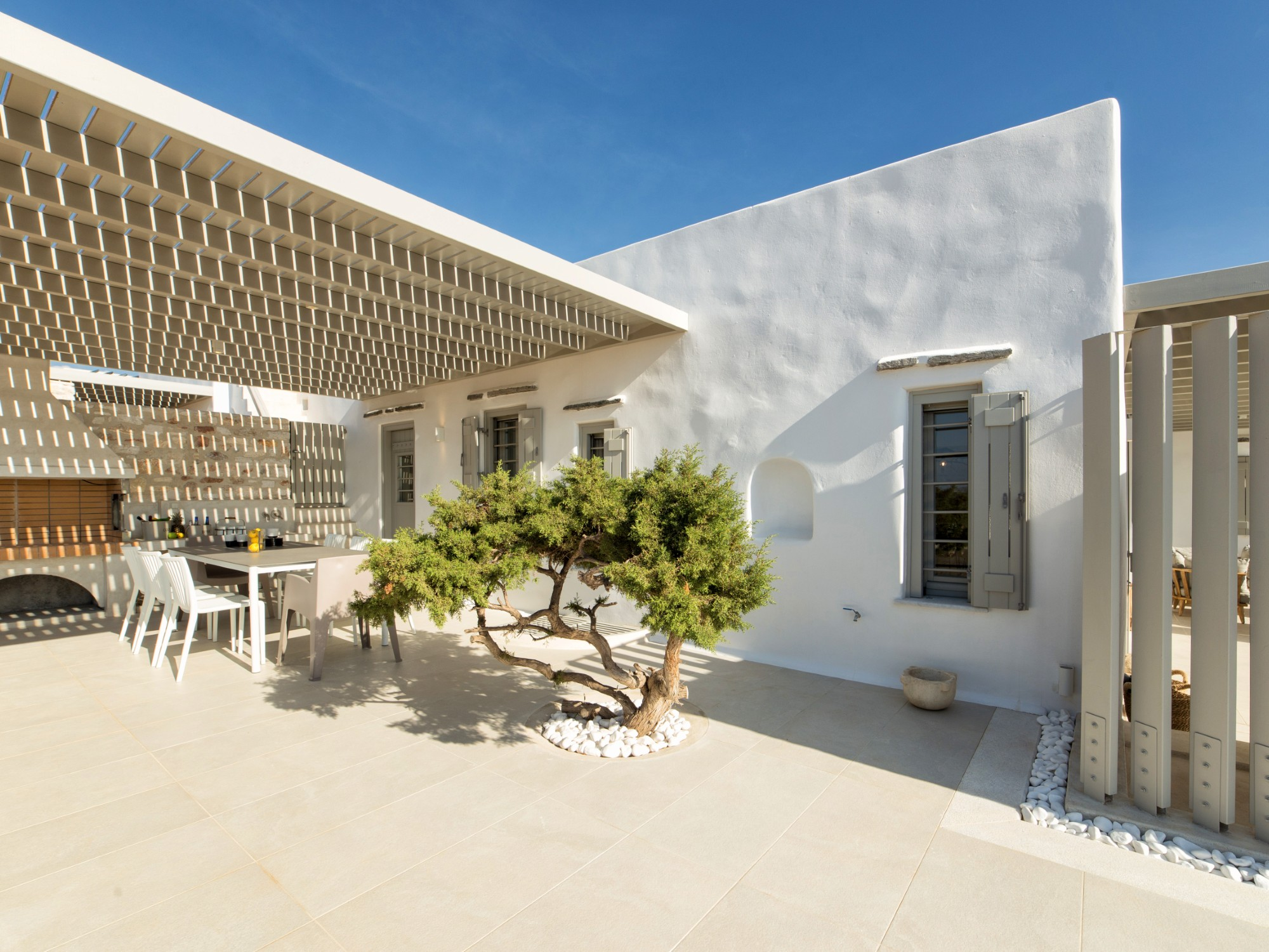 Sun Beach Villa - Image 4