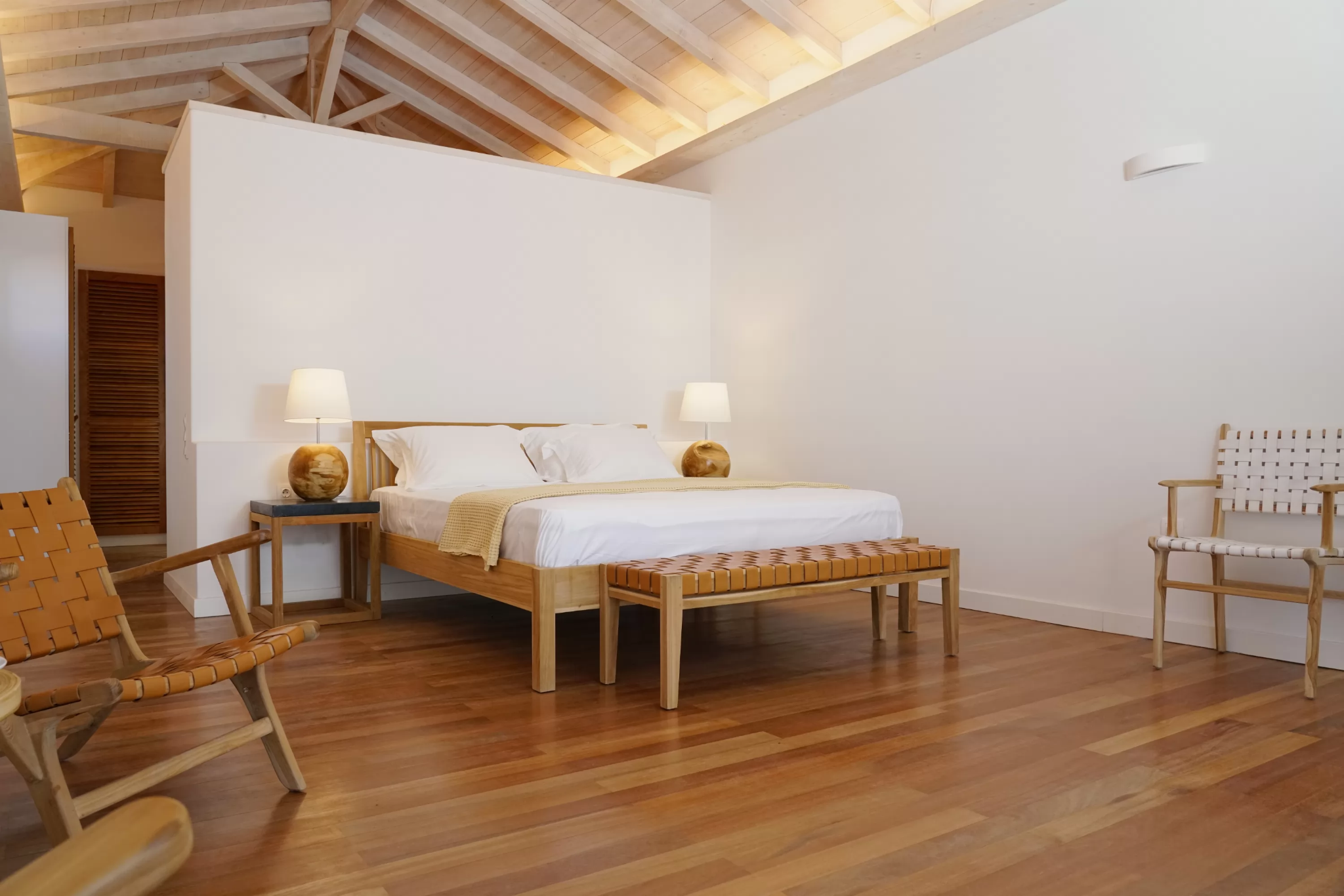6 Bedrooms