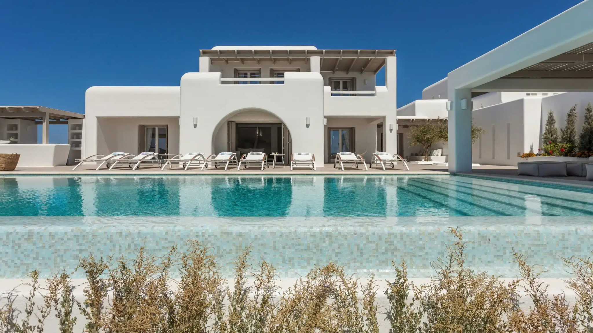 8 Bedrooms