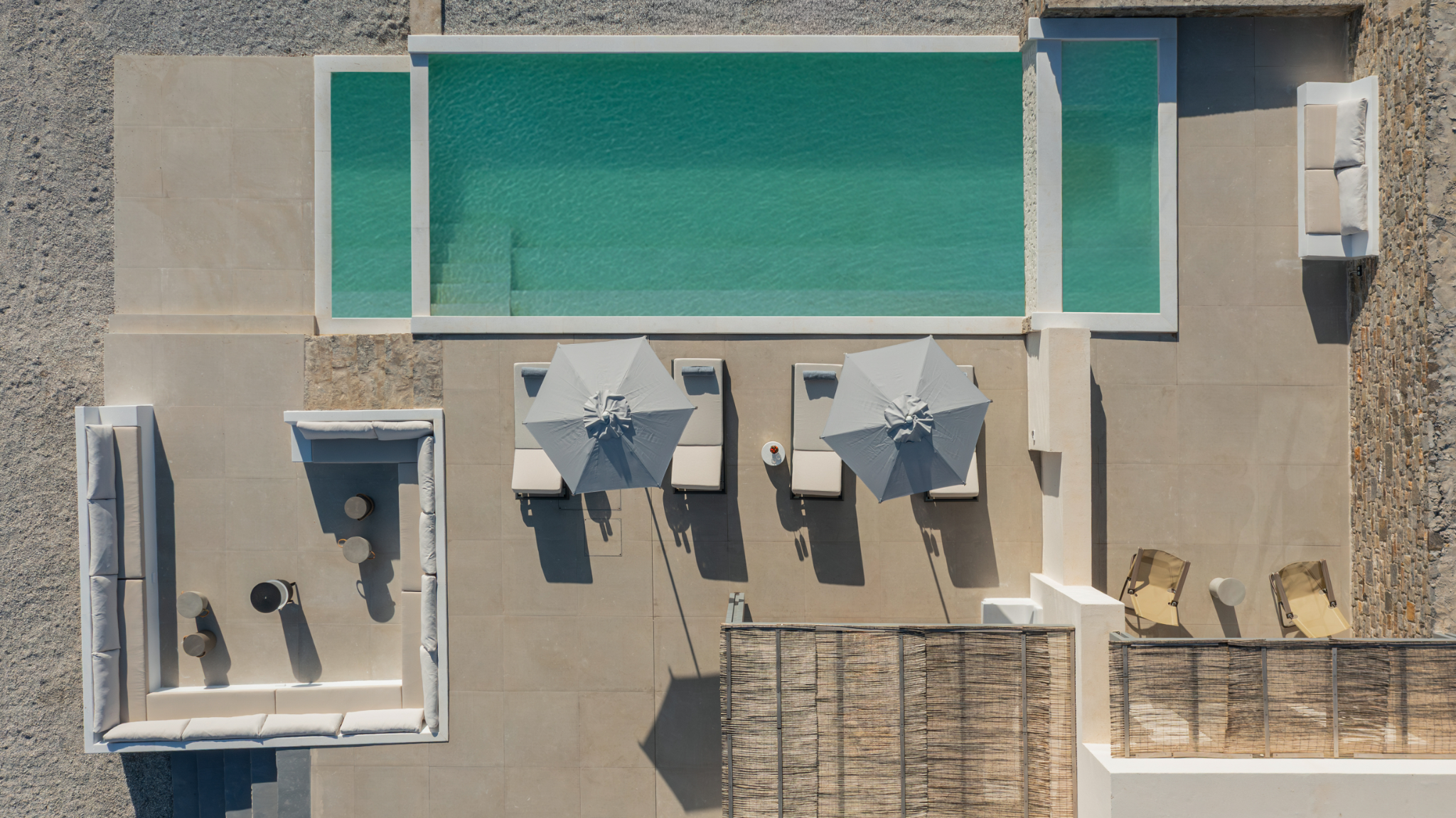 1 Swimming pool