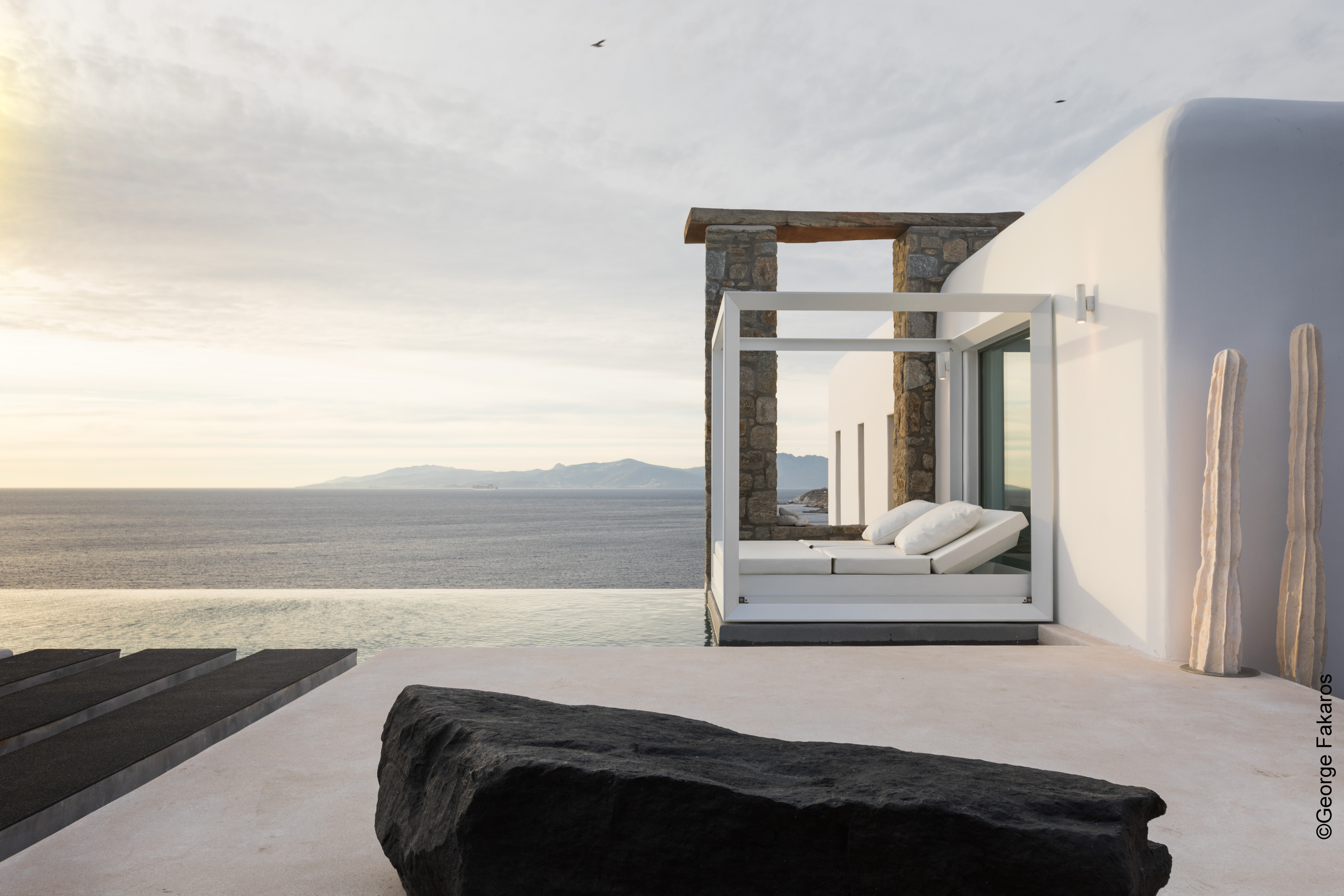 9 Baths