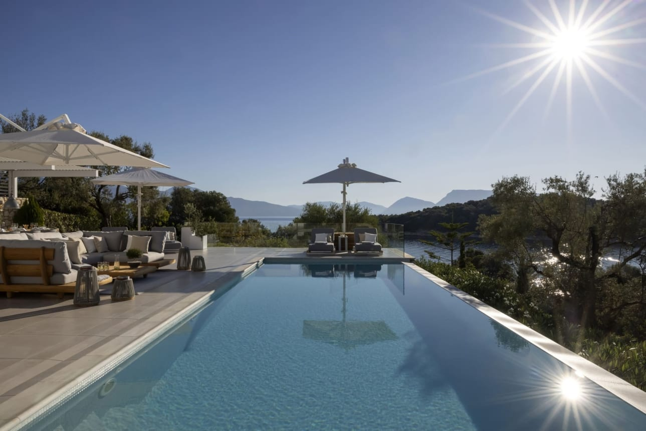 1 Swimming pool