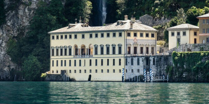 17 Bedrooms