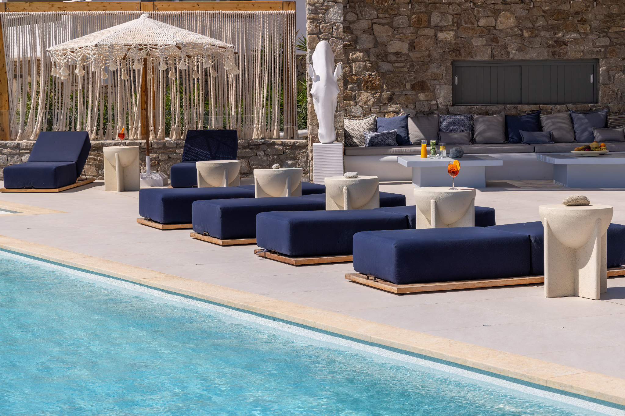 7 Baths