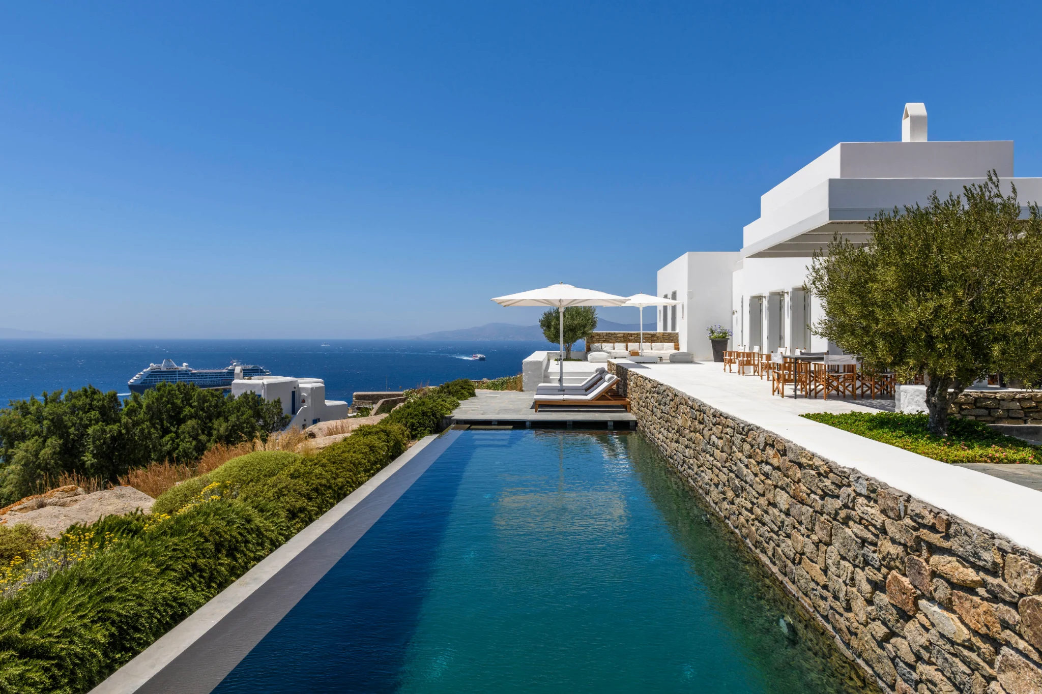 1 Swimming pool